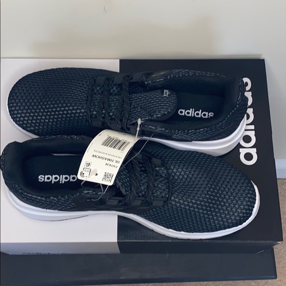 Men’s/Adidas/Black/Running Shoes/9.5/UltimateShow - Picture 7 of 8